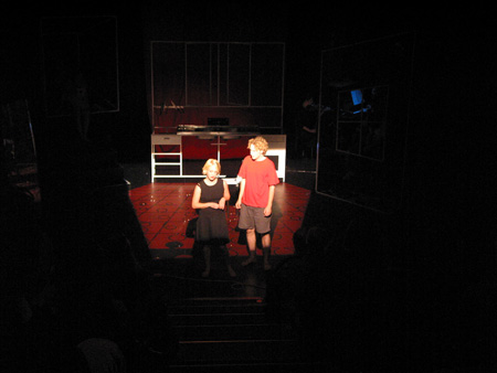 110-1074_IMG